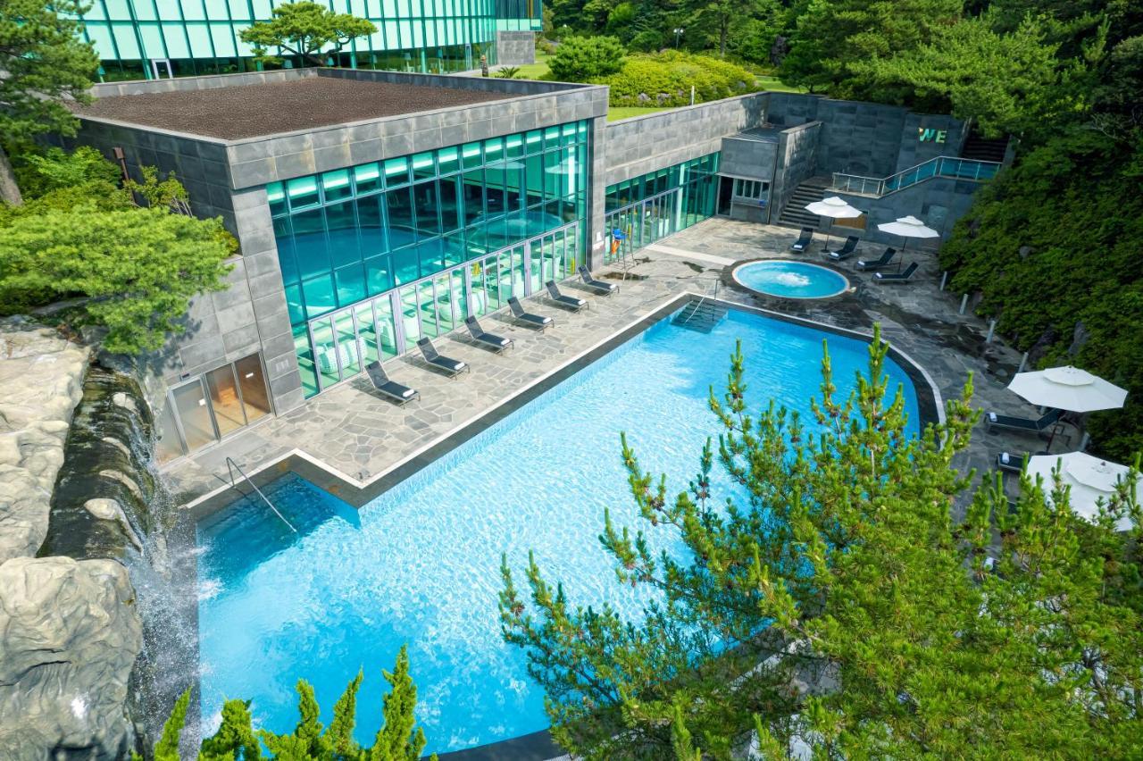 We Hotel Jeju Seogwipo Dış mekan fotoğraf