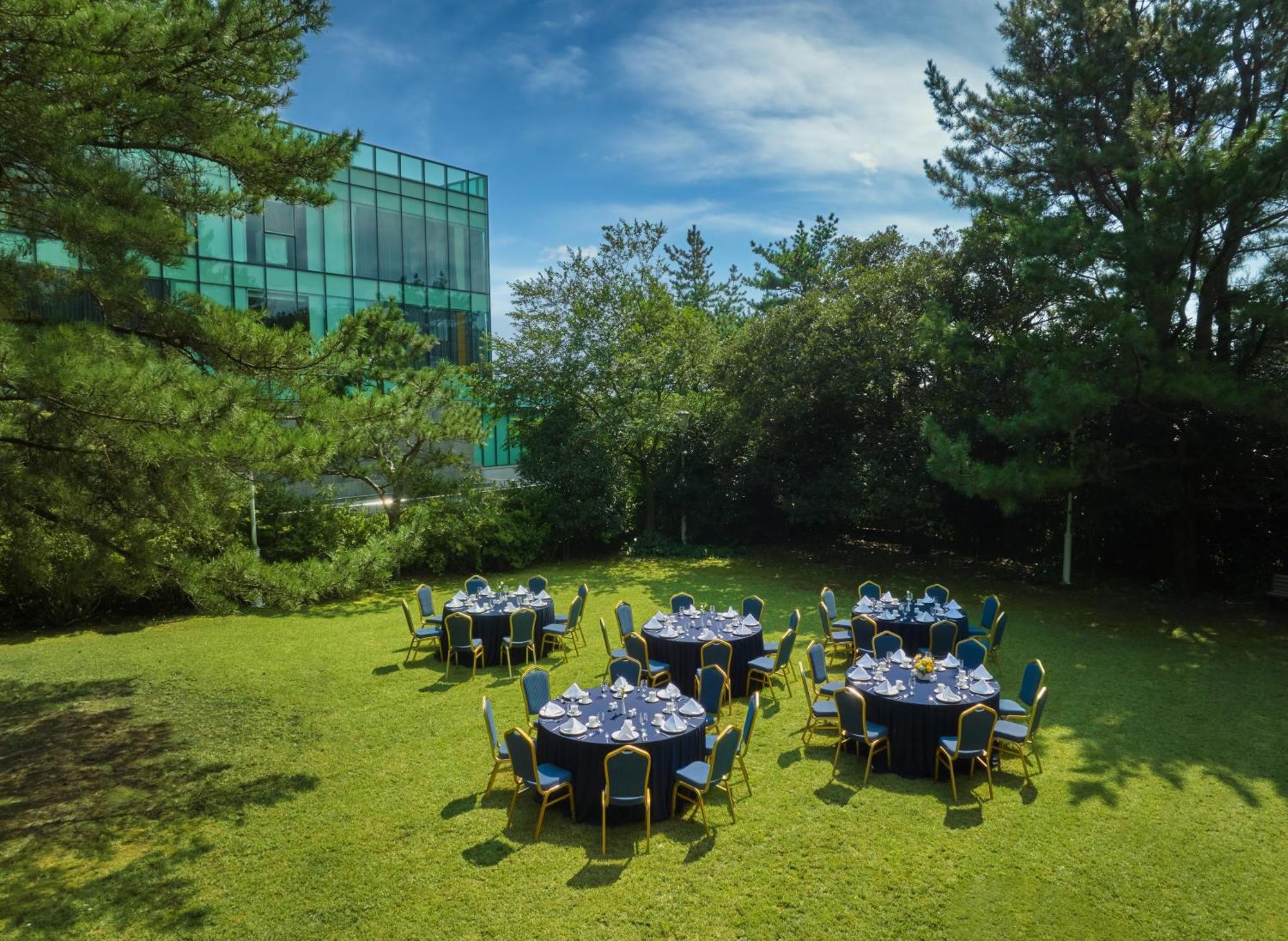We Hotel Jeju Seogwipo Dış mekan fotoğraf
