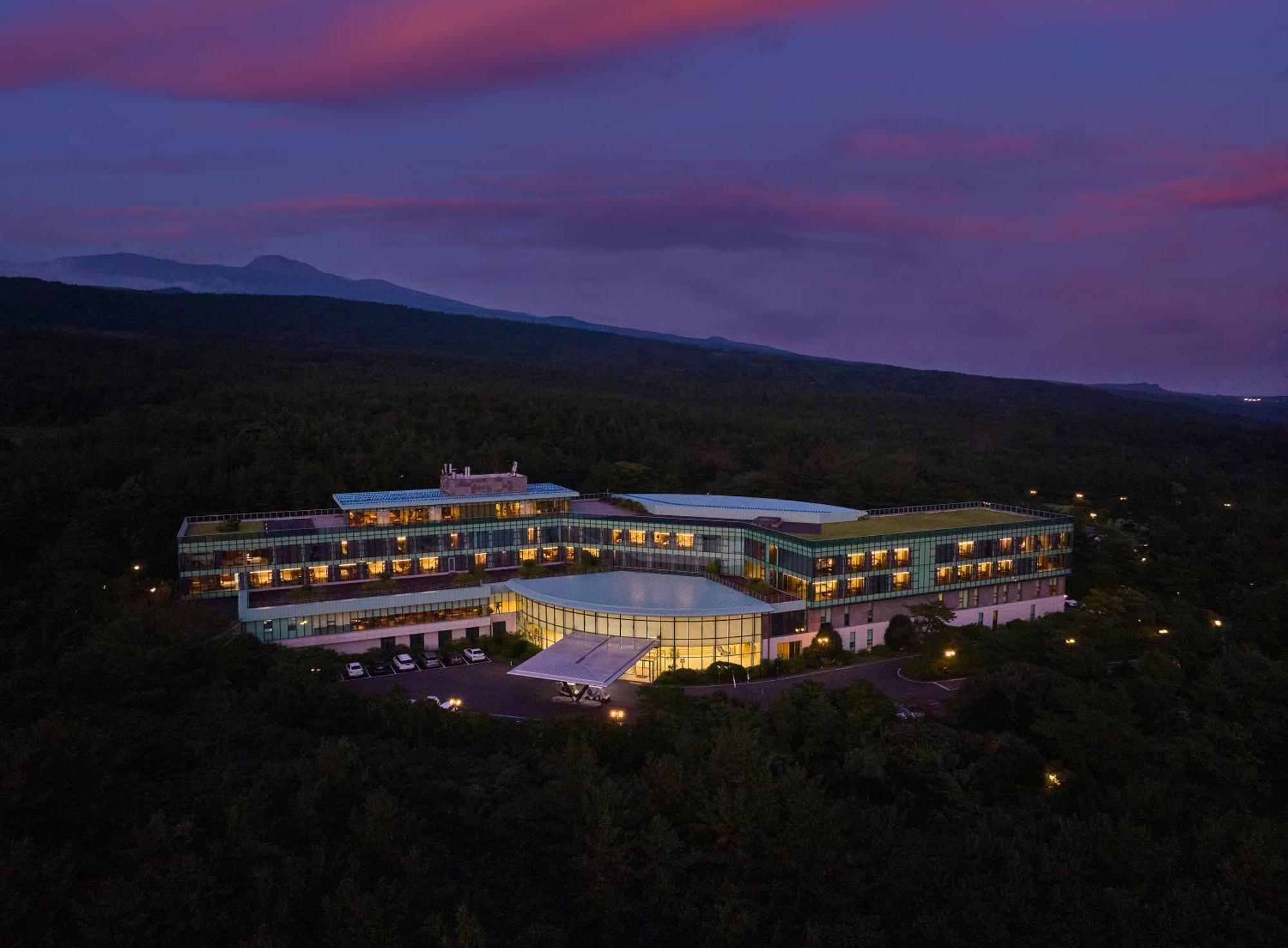 We Hotel Jeju Seogwipo Dış mekan fotoğraf