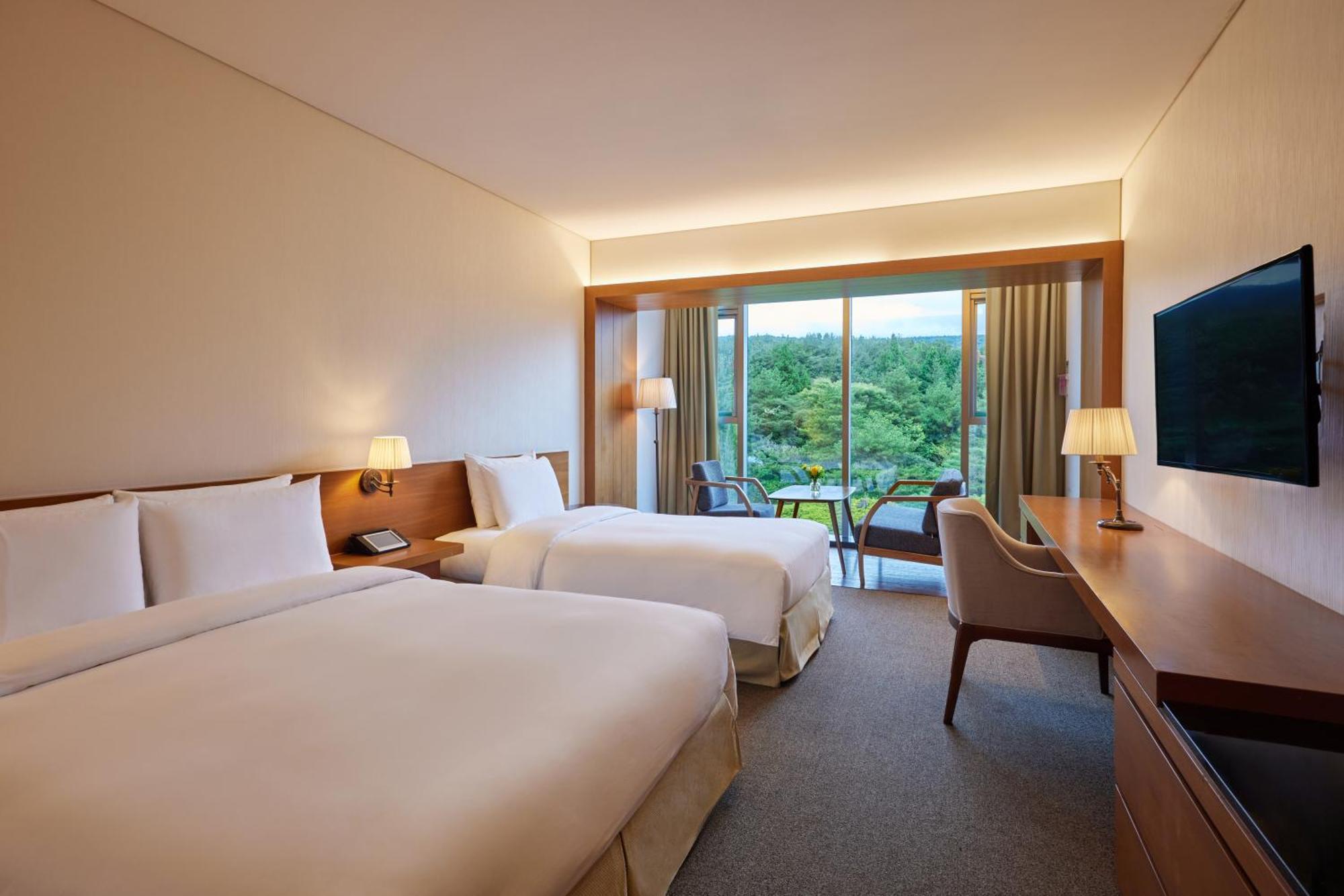 We Hotel Jeju Seogwipo Dış mekan fotoğraf