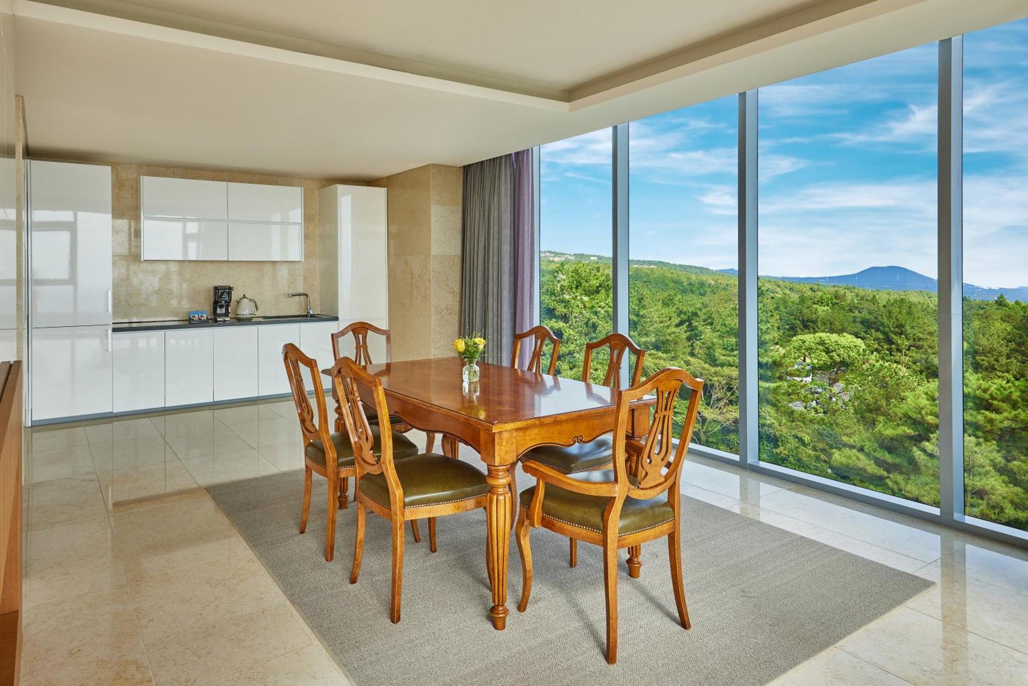 We Hotel Jeju Seogwipo Dış mekan fotoğraf